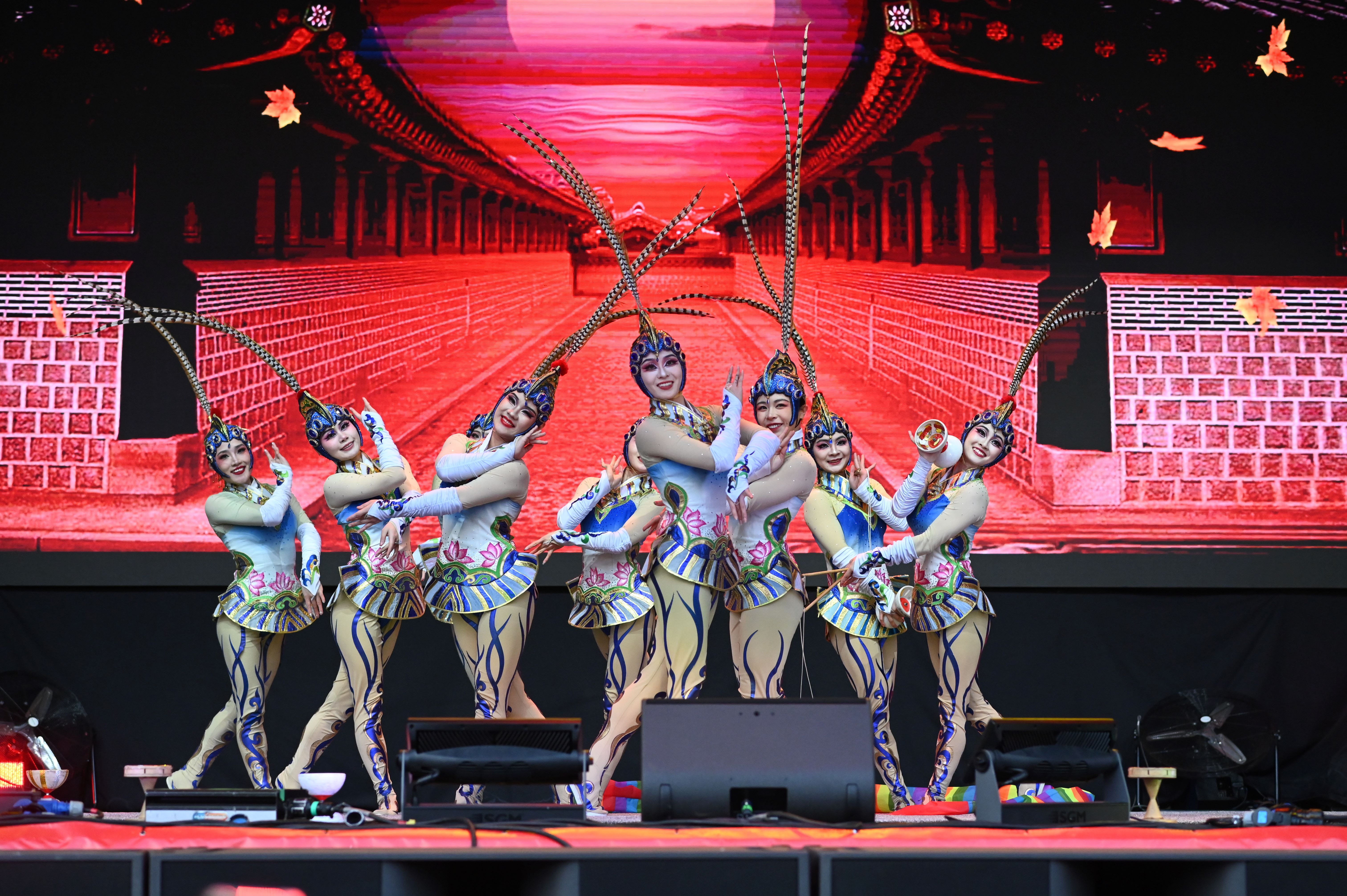 Performance at Main Stage by Allan Hong